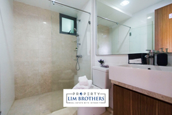 Waterfront Waves (D16), Condominium #162057932